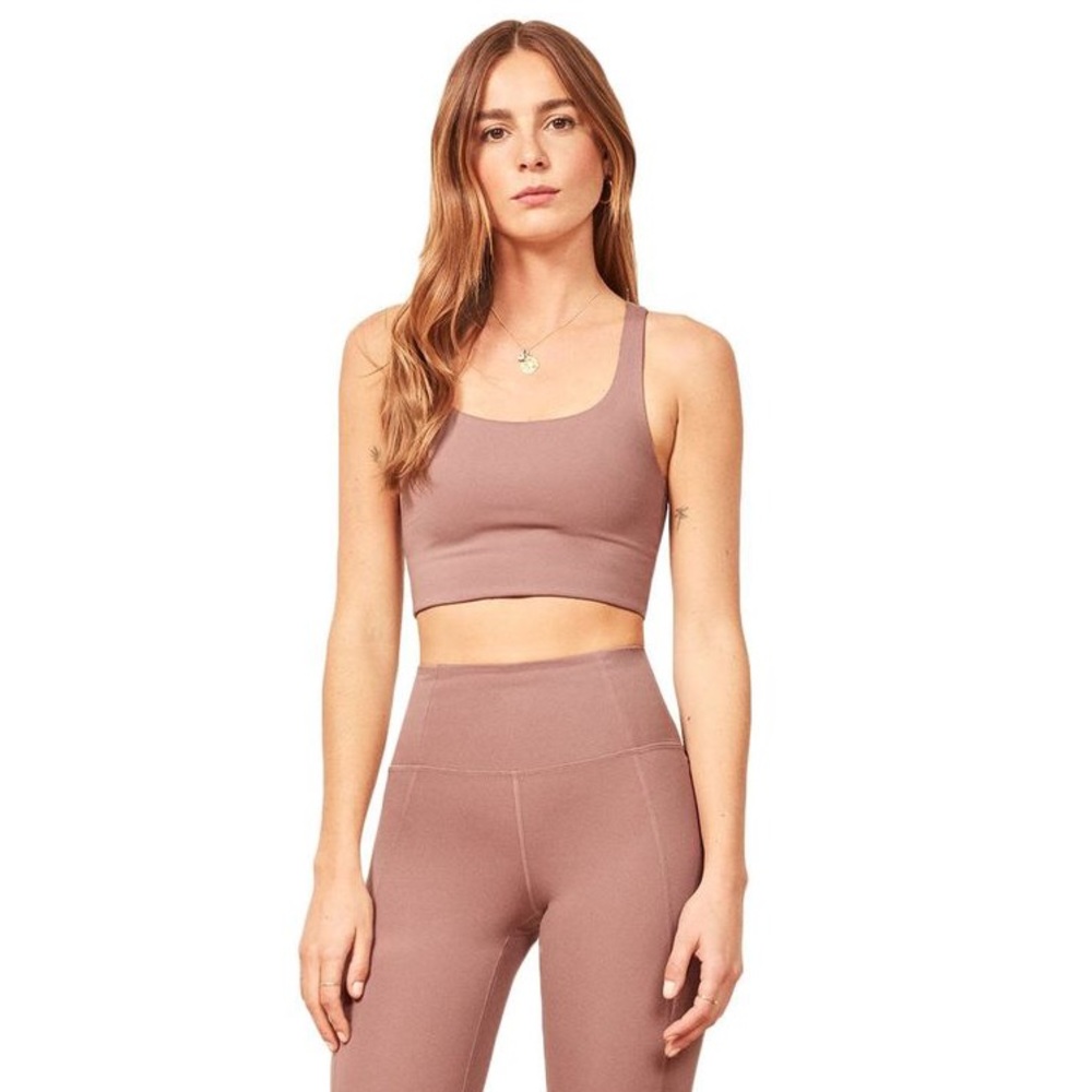 NWT girlfriend sports bra in rose